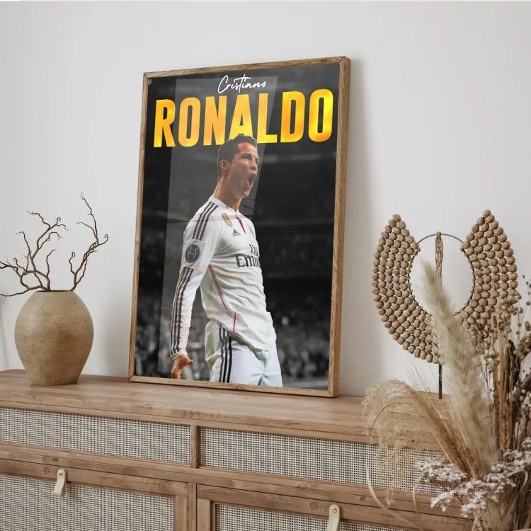 CR7-mockup.webp