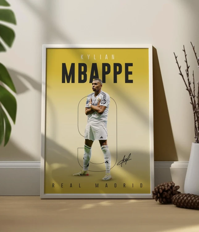 Kylian_Mbappe_mockup1.webp